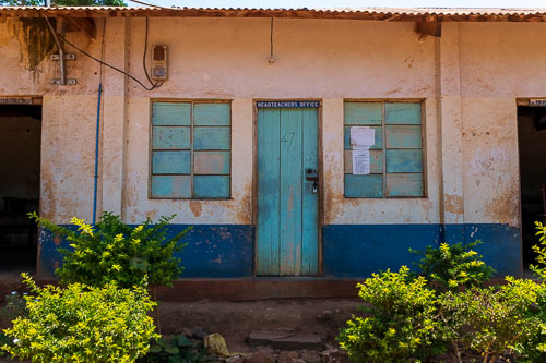 Head Office / Lehrerzimmer 2022-07-03_11-01-08_HMR9008.jpg