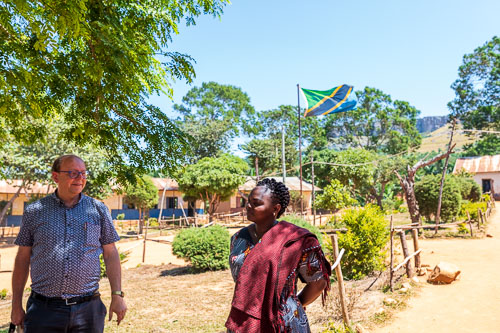 2022-07-04_12-08-13_HMR9200.jpg 2022-07-04_12-08-13_HMR9200.jpg