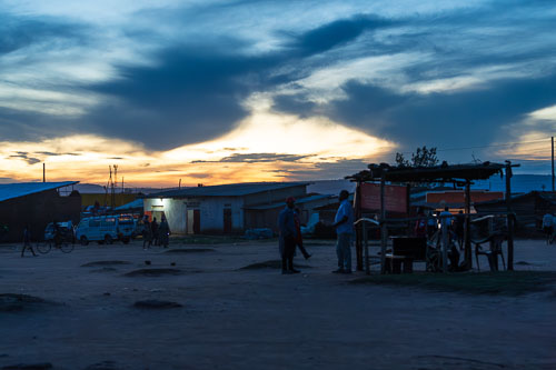 "Nachtleben" 2023-10-19_18-06-41__D062288-Verbessert-RR.jpg